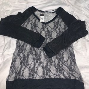 MissMe sweater